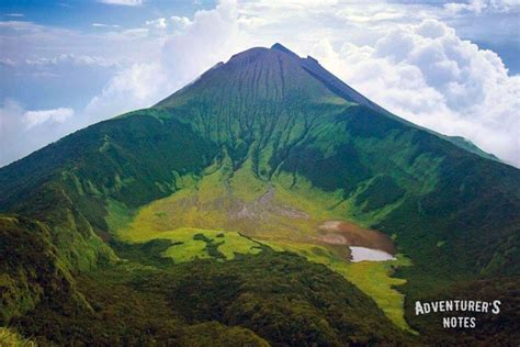 Canlaon (Kanlaon) Volcano, Negros Island .